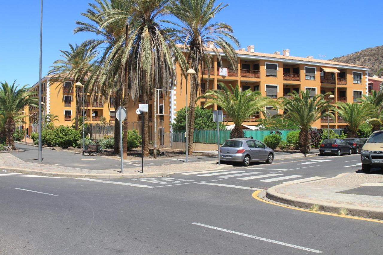 Spacious Apartment With Large Private Garden In Palm Mar Dış mekan fotoğraf